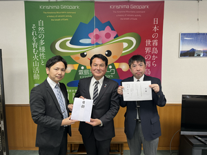 6b7fd4be48de477b98a34960723366fe_17