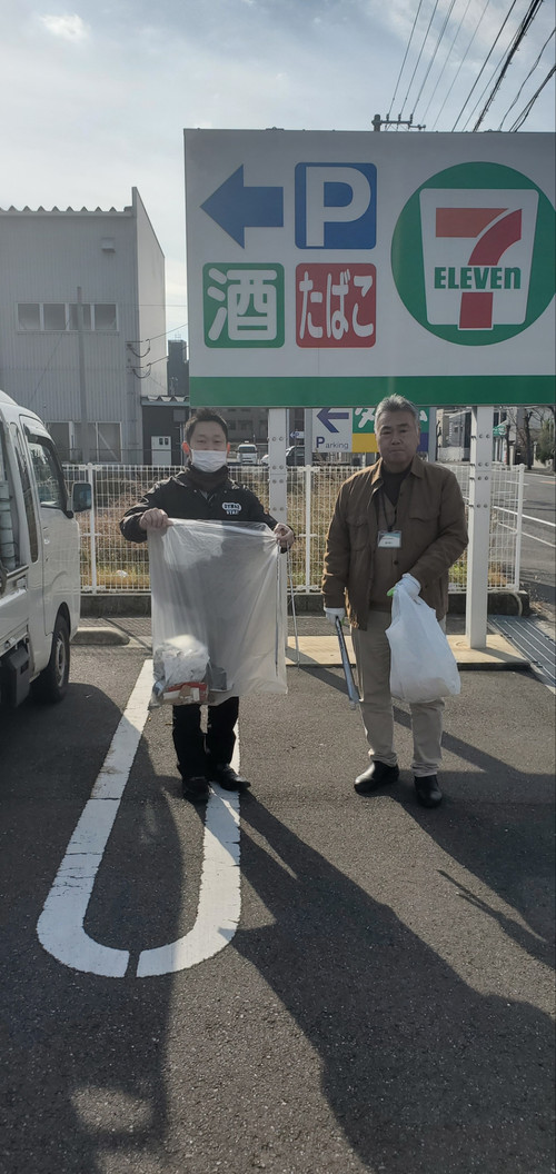 7282dd47b4154a61ae28be4cd5d61a9a__2